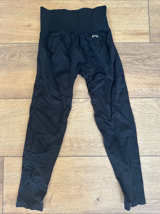 AYBL Pants - AYBL Black Seamless Performance Leggings